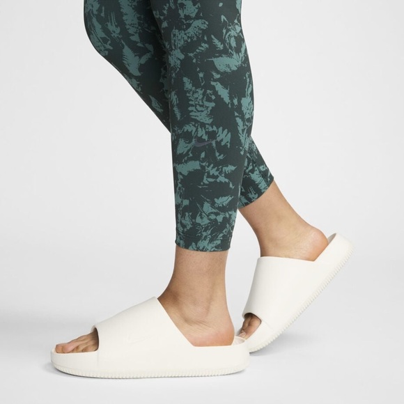 Nike One Women's High-Waisted 7/8 Printed Leggings. NWT! - Picture 7 of 9